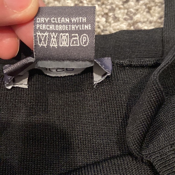 Per se EUC size large black tank top 85%, silk 15% spandex ❤️🔥 beautiful!! - Picture 3 of 5